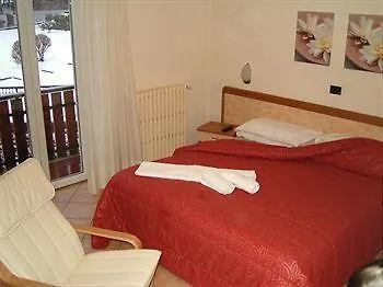 Harmony Suite Hotel Selvino
