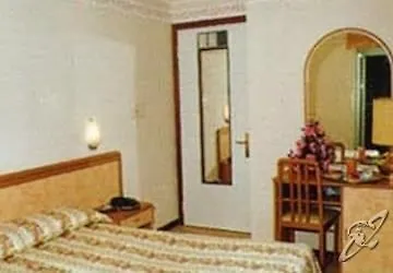 Harmony Suite Hotel Selvino 4*,  Italien