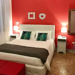 Residenza Quaggio Ca' Grimani 2*, Венеция Италия