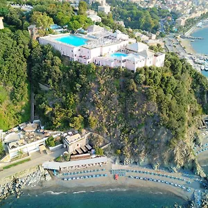 **** Hotel Punta San Martino Włochy